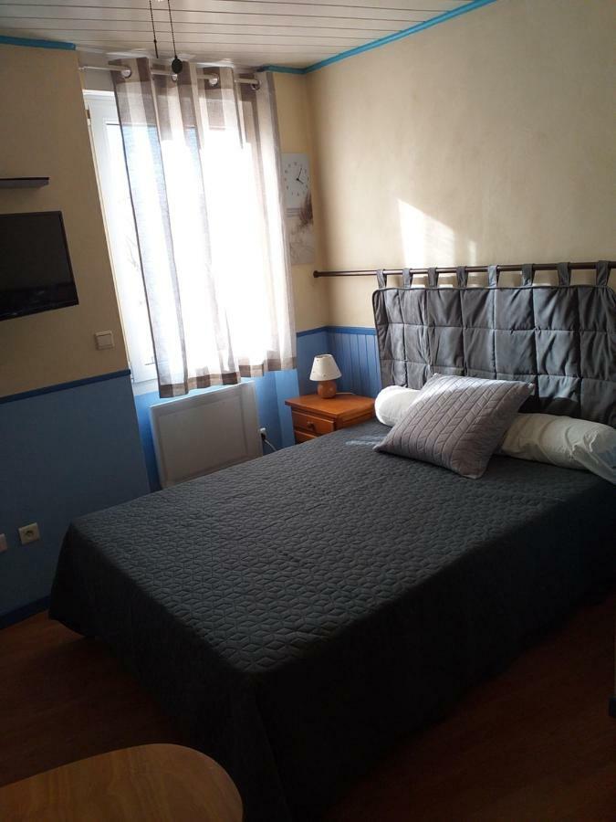 Appartement F2 tout équipé avec terrasse - 66 Salses le Chateau Esterno foto